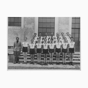 Unknown, Guys Lined Pose for a Picture, Vintage Schwarzweißfoto, 1934