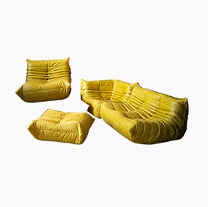 Set da salotto in pelle gialla di Michel Ducaroy per Ligne Roset, anni '70, set di 4