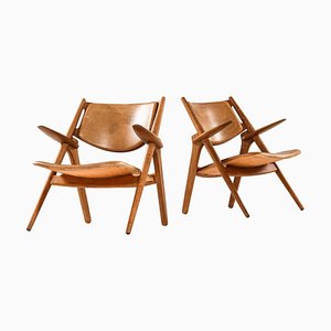 Poltronas modelo Ch-28 de Hans Wegner para Carl Hansen & Son, Denmark. Juego de 2