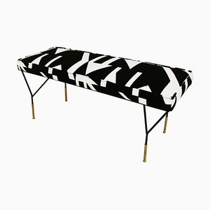 Schwarz lackierter italienischer Moderner Hocker aus Eisen & gemusterter Baumwolle, 1970er