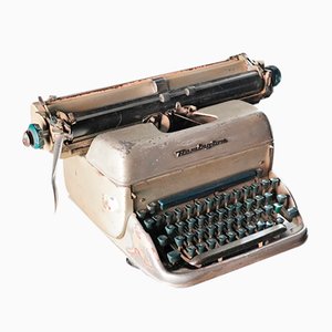 Máquina de escribir Remington, 1960
