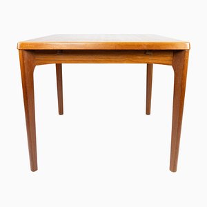 Ausziehbarer Teak Esstisch von Henning Kjærnulf, 1960er