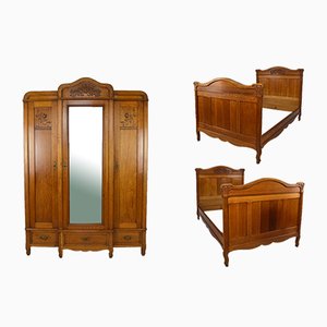 Art Nouveau Wardrobe with Twin Beds in Massive Carved Oak, Set of 3