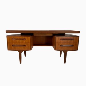 Vintage Desk by V.Wilkins for G-Plan, 1960s