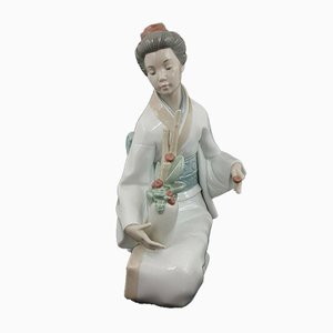 Model 1276 Nao Figurine Geisha Lady from Lladro