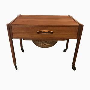 Dänischer Mid-Century Nähtisch aus Teak, 1960er