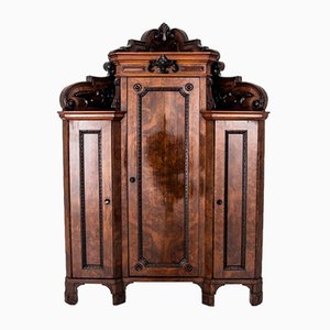 Mueble esquinero histórico, década de 1900