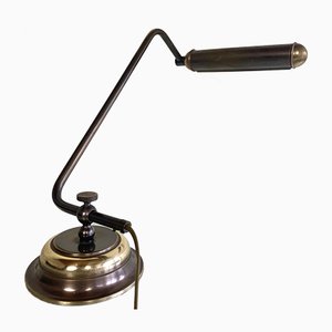 Lámpara de escritorio vintage de latón de Herda, años 50
