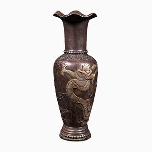 Petite Urne Décorative Antique en Bronze, Chine, 1900s