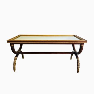Tavolino da caffè in legno intagliato e dorato di Maison Hirch, anni '40