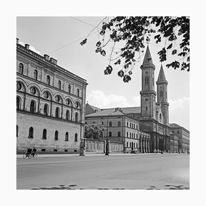 Römisch-Katholische St. Ludwig Kirche in München, 1937