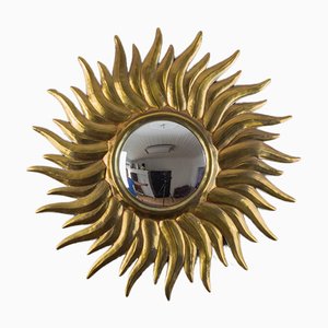 Espejo de pared antiguo en forma de sol con espejo convexo