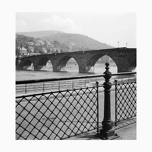 View to Old Bridge Over River Neckar a Heidelberg, Germania 1936, Stampato 2021