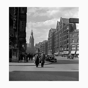 Moenckebergstrasse, City Hall, Cars, People, Hamburg Germany 1938 Imprimé 2021