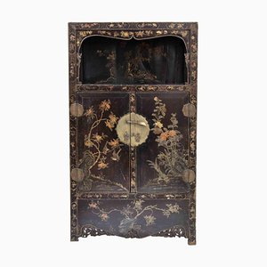 Vintage Lacquered and Painted Wooden Cabinet, China, Early 20th Century