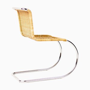 Chaise MR20 en Rotin et Chrome par Mies Van Der Rohe