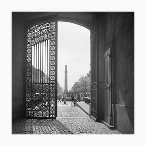 View from Iron Gate to City Life Darmstadt, Allemagne, 1938, Imprimé en 2021