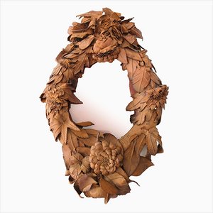 Französischer Spiegel aus Leder mit Blumenmuster, 19. Jh.