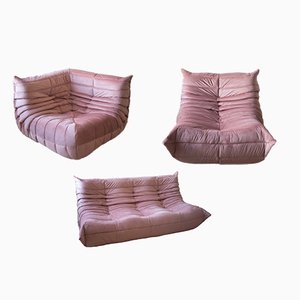 Sillón Togo de terciopelo rosa perla, sillón esquinero y sofá de dos plazas de Michel Ducaroy para Ligne Roset. Juego de 3