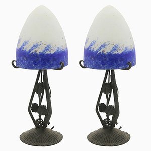 Französische Art Deco Schmiedeeisen Lampen mit Glasschirmen, 2er Set