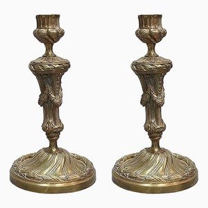 Candelabros estilo Luis XVI de bronce dorado, siglo XIX. Juego de 2