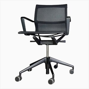 Sedia da ufficio Physix Trioknit nera perla di Vitra