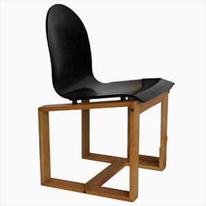 Italienischer Mid-Century Stuhl mit kubischer Holzstruktur & geschwungener Sitzfläche, 1970er