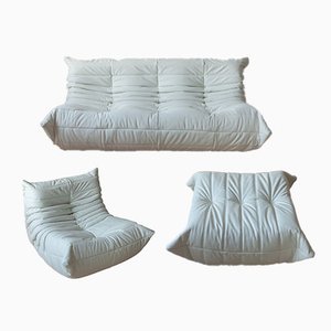 Poltrona Togo in pelle bianca, pouf e divano a tre posti di Michel Ducaroy per Ligne Roset, set di 3