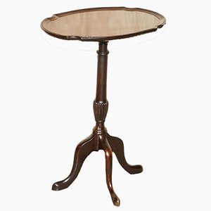Vintage Oval Hardwood Side Table with Carved Legs and Pie Crust Edge