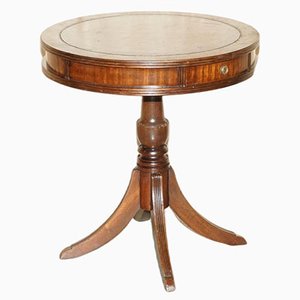 Tavolino in legno duro con pelle marrone sigaro