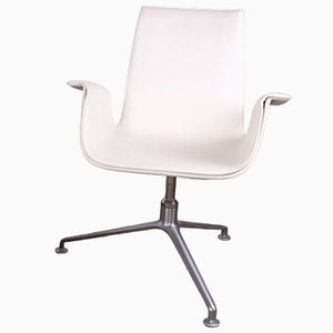 Butaca modelo Fk 6725 danesa de cuero blanco y acero cromado de Preben Fabricius and Jørgen Kastholm para Walter Knoll, años 2000