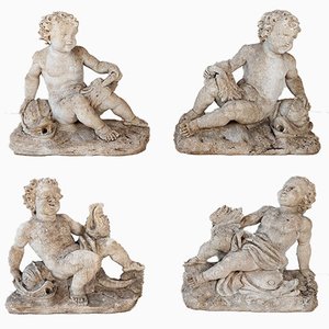 Fontana Putti in pietra calcarea intagliata con delfini, inizio XIX secolo, set di 4