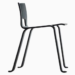 Silla Ombra Tokyo de roble teñido en negro de Charlotte Perriand para Cassina