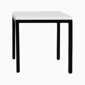 Mesita de noche de hierro y laminado minimalista estadounidense atribuida a Knoll International, 1962