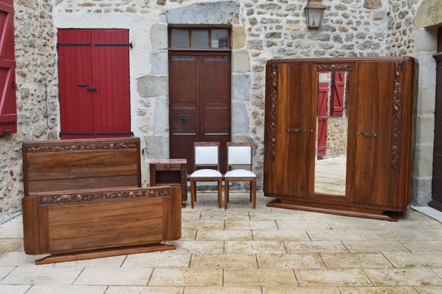 Armoire Louis personnalisable 205 cm 4 portes en chêne massif - Armoire en  bois - Le Monde du Lit