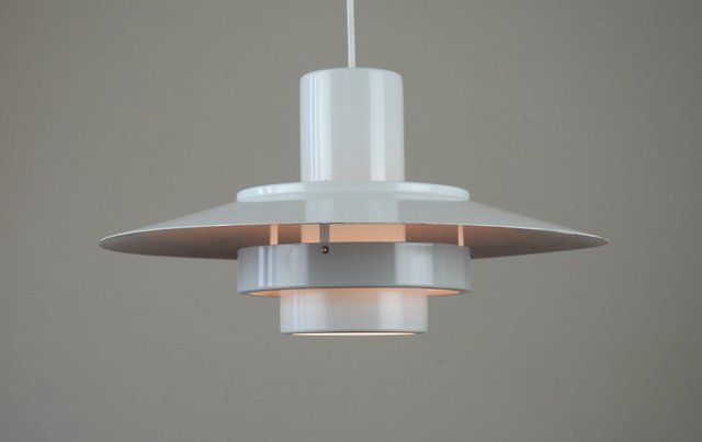 falcon-pendant-lamp-by-andreas