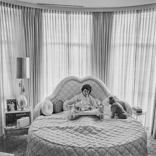 Slim Aarons, Eden Hartford, Digital Print for sale at Pamono