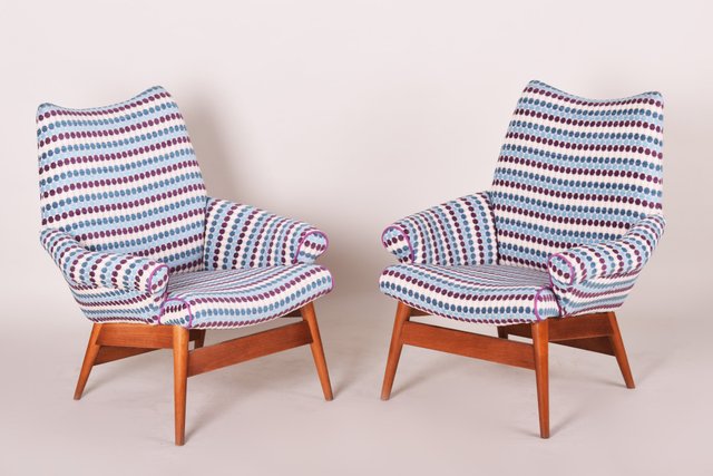 Mid Century Czechia Blue Oak Armchairs 1950s Set Of 2 For At Pamono Mid Century Czechia Blue Oak Armchairs, Blue Oak Outdoor Furniture