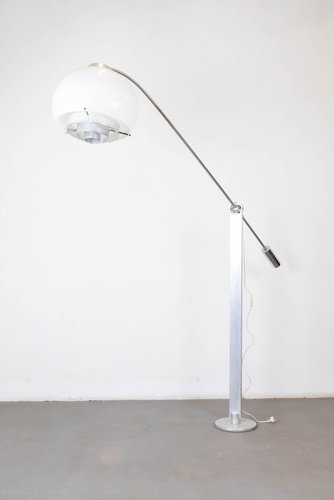 Floor Lamp By Guzzini For At Pamono Floor Lamp By Guzzini For At Pamono, How Much Does A Floor Lamp Weigh