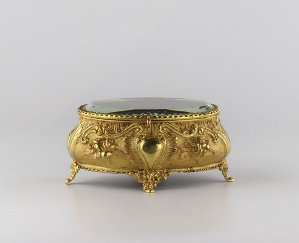 Baroque jewelry hotsell