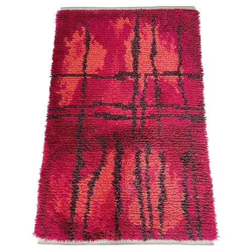 abstract-scandinavian-high-