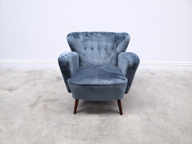 Mid Century Tail Club Chair In Long, Small Club Chairs Upholstered
