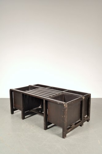 Banc Noir En Bois Teint Avec Espace De Rangement 1950s En Vente