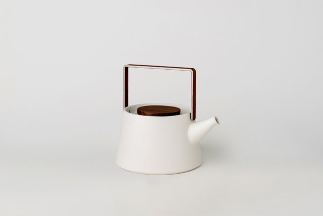 White ceramic kettle sales
