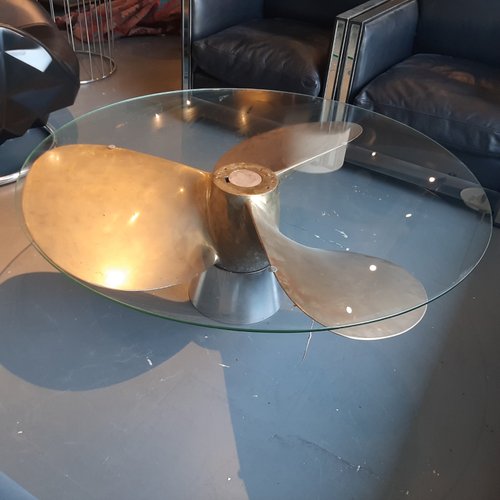 Propeller Coffee Table for sale at Pamono