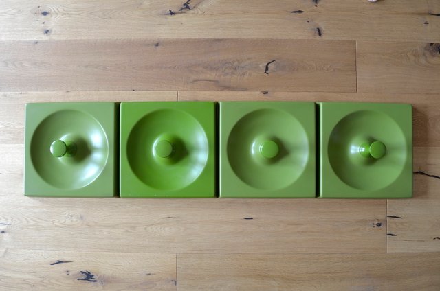 Vintage Quadro Green Coat Hooks From Schonbuch Set Of 4 For Sale At Pamono