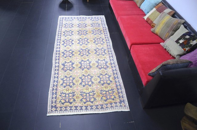 Fl Rug In Yellow And Navy Blue For, 5 By 8 Rug Size In Cm