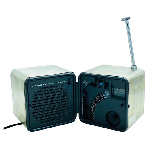 Radio.cubo 50° the Brionvega cult radio directly from the 60s