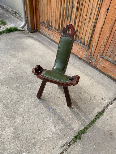 家具 Spanish Brutalist Chair in Wood, 1960s Spanish Brutalist Chair in Wood, 1960s for sale at Pamono