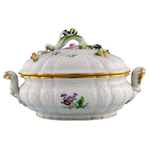 Boîte à thé en porcelaine de Meissen, Allemagne vers 1735-1740 - XVIIIe